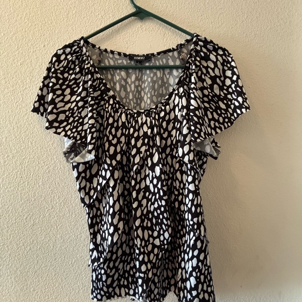 Elementz Black and White Flutter Sleeve Blouse